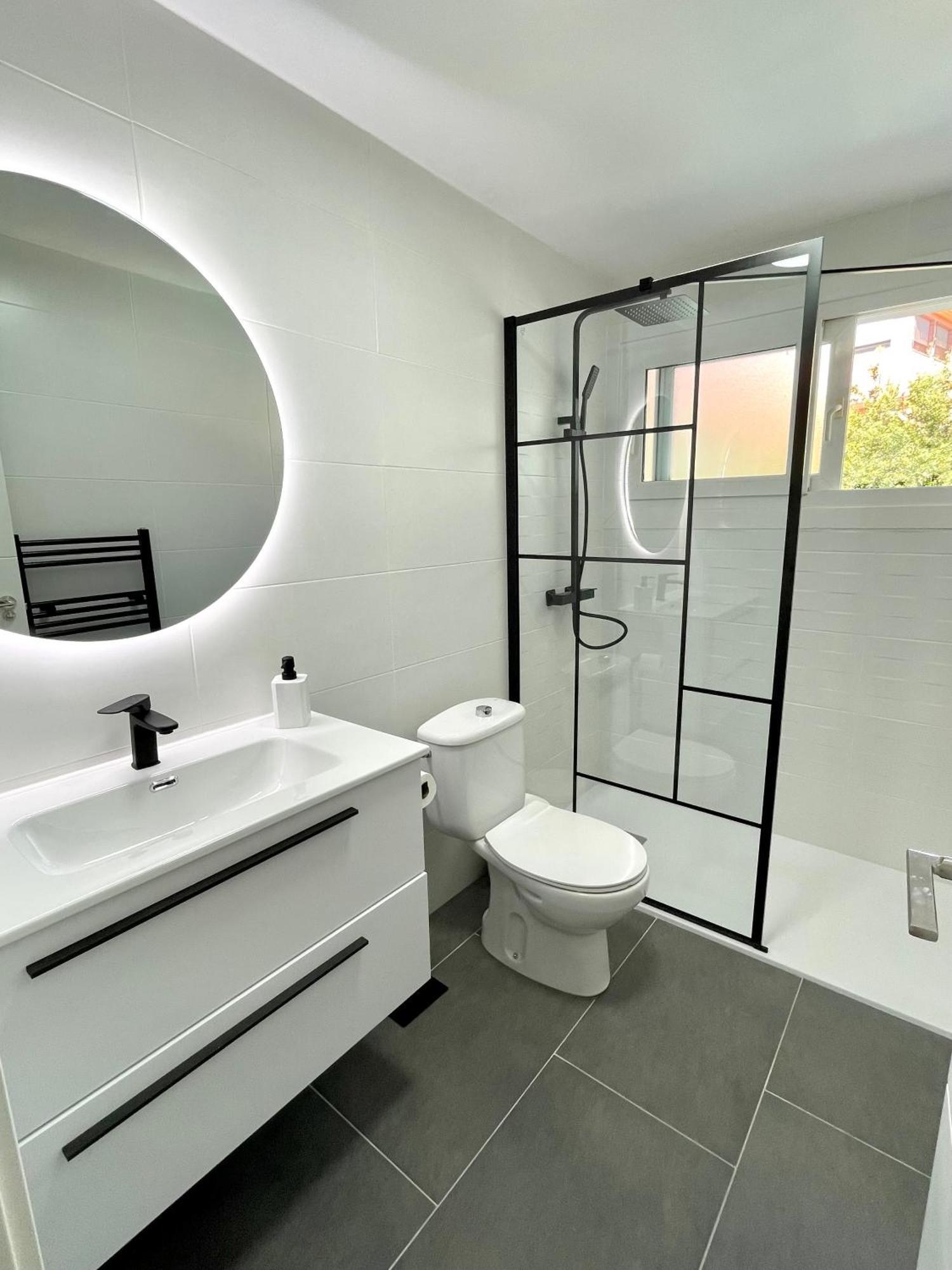 Entire Large Villa Next To Award-Winning Beach Campoamor Exterior photo